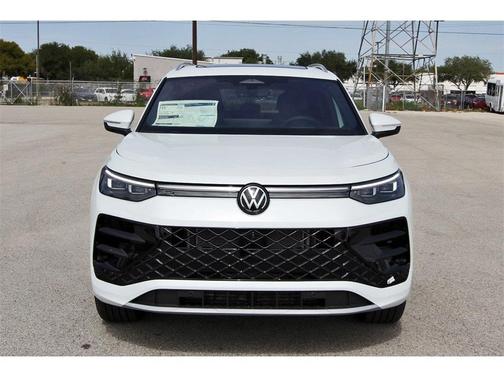 2026 Volkswagen Tiguan 2.0T SEL R-Line