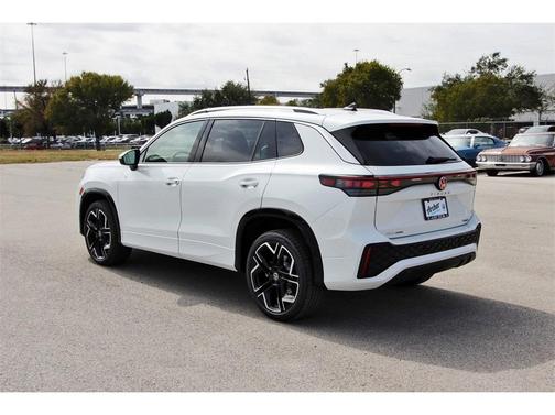 2026 Volkswagen Tiguan 2.0T SEL R-Line