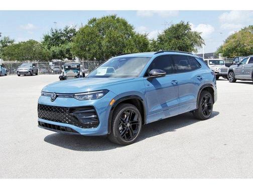 2025 Volkswagen Tiguan 2.0T SE R-Line Black