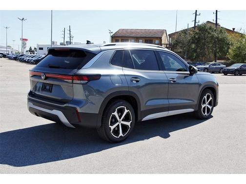 2025 Volkswagen Tiguan 2.0T SE