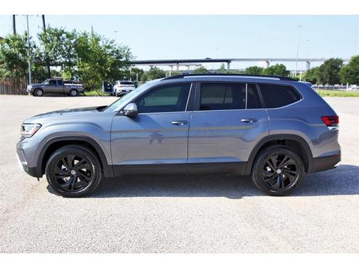 2023 Volkswagen Atlas 3.6L SE w/Technology