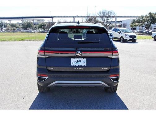 2025 Volkswagen Taos 1.5T SEL