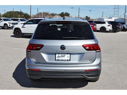 2024 Volkswagen Tiguan 2.0T SE