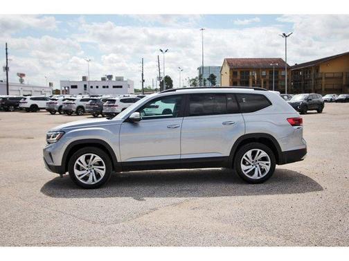 2022 Volkswagen Atlas 3.6L SE w/Technology