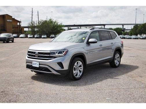 2022 Volkswagen Atlas 3.6L SE w/Technology
