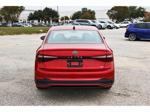 2025 Volkswagen Jetta 1.5T SE