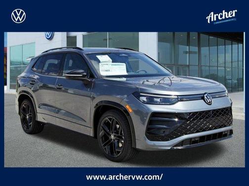 2025 Volkswagen Tiguan 2.0T SE R-Line Black