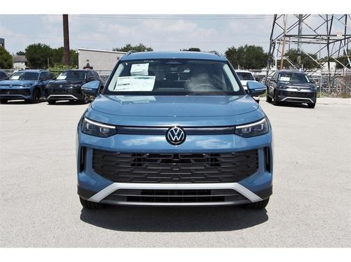 2025 Volkswagen Tiguan 2.0T SE