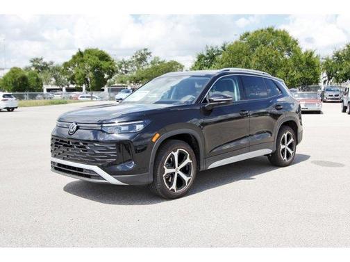 2025 Volkswagen Tiguan 2.0T SE