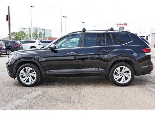 2023 Volkswagen Atlas 2.0T SE w/Technology