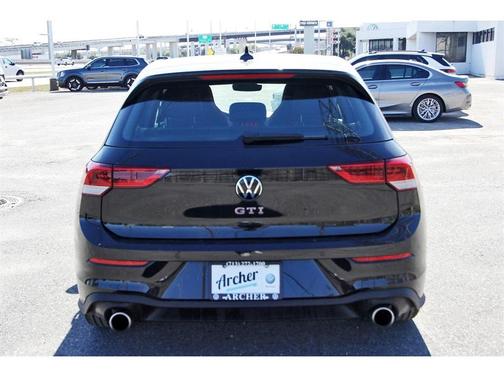 2024 Volkswagen Golf GTI 2.0T S