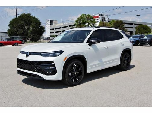2025 Volkswagen Tiguan 2.0T SE R-Line Black