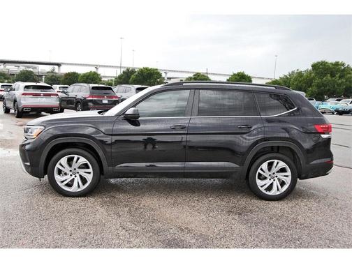 2023 Volkswagen Atlas 3.6L SE w/Technology