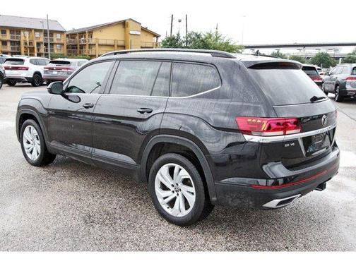2023 Volkswagen Atlas 3.6L SE w/Technology