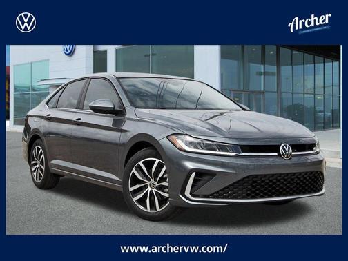 Platinum Gray Metallic 2026 Volkswagen Jetta 1.5T SE