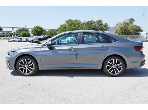 2025 Volkswagen Jetta 1.5T SE