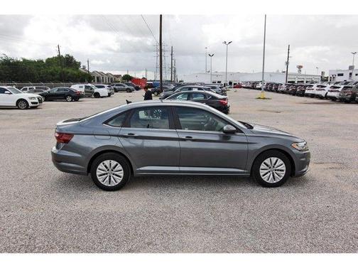 Platinum Gray Metallic 2020 Volkswagen Jetta 1.4T S