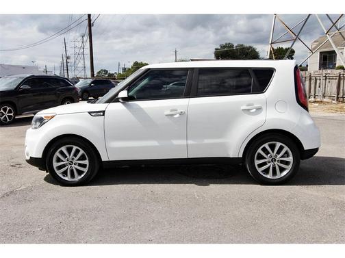 2017 Kia Soul +