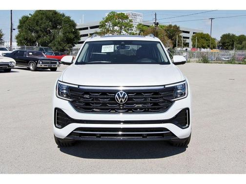 Opal White Pearl 2026 Volkswagen Atlas 2.0T SEL Premium R-Line