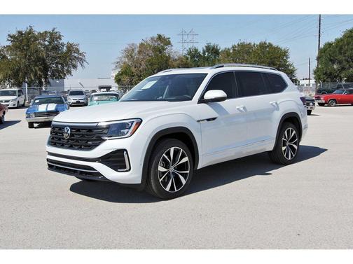 Opal White Pearl 2026 Volkswagen Atlas 2.0T SEL Premium R-Line