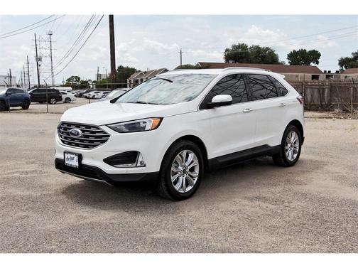 2023 Ford Edge Titanium