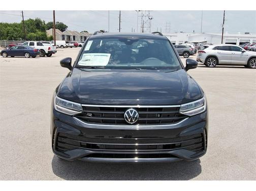 2024 Volkswagen Tiguan 2.0T SE R-Line Black