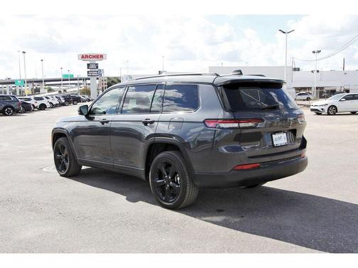2021 Jeep Grand Cherokee L Laredo