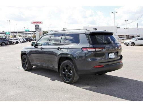 2021 Jeep Grand Cherokee L Laredo
