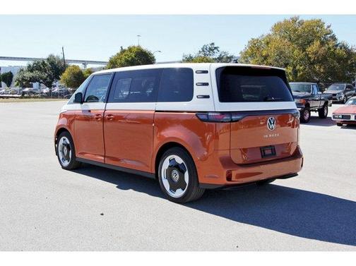 2025 Volkswagen ID. Buzz Pro S Plus