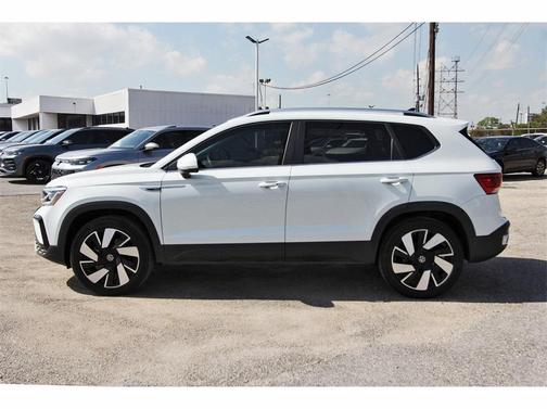 2024 Volkswagen Taos 1.5T SEL