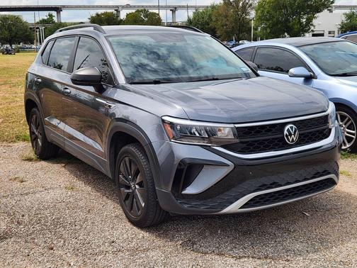 Platinum Gray Metallic 2022 Volkswagen Taos 1.5T S