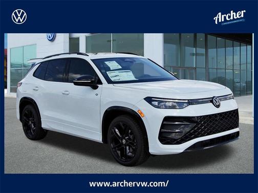 2025 Volkswagen Tiguan 2.0T SE R-Line Black
