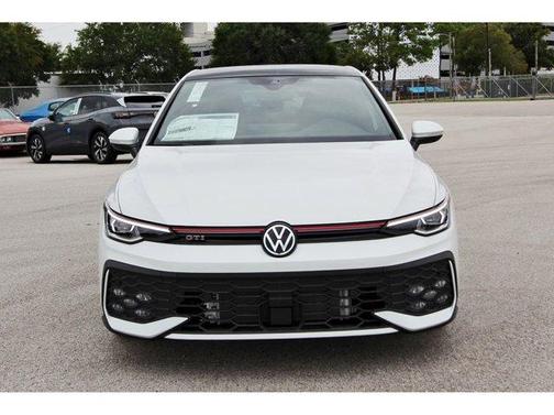 2025 Volkswagen Golf GTI 2.0T SE