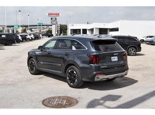 Gray 2024 Kia Sorento S