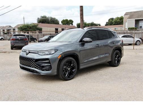 2025 Volkswagen Tiguan 2.0T SE R-Line Black