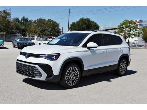 2025 Volkswagen Taos 1.5T SE