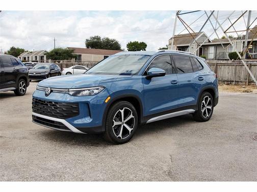 2025 Volkswagen Tiguan 2.0T SE