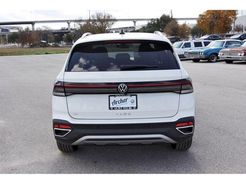 2026 Volkswagen Taos 1.5T SE