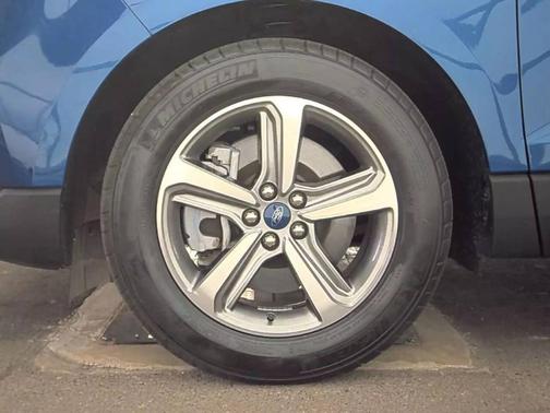 2022 Ford Edge