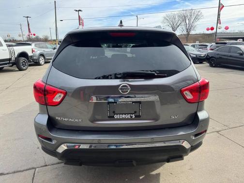 2019 Nissan Pathfinder SV