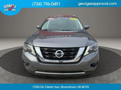 2019 Nissan Pathfinder SV