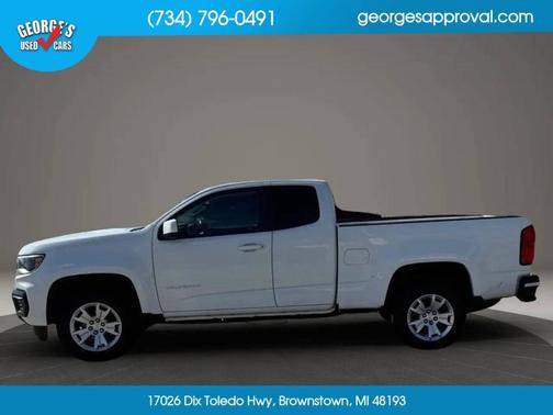 White 2022 Chevrolet Colorado LT