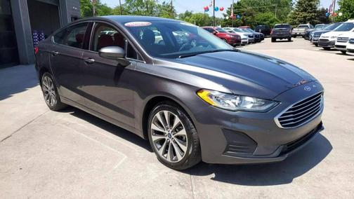 2020 Ford Fusion SE