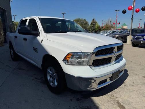 2023 RAM 1500 Classic SLT