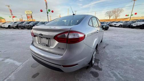 2016 Ford Fiesta SE