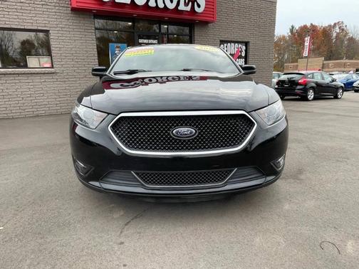 2016 Ford Taurus SHO