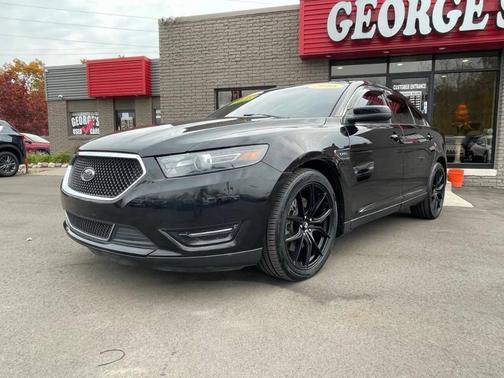 2016 Ford Taurus SHO