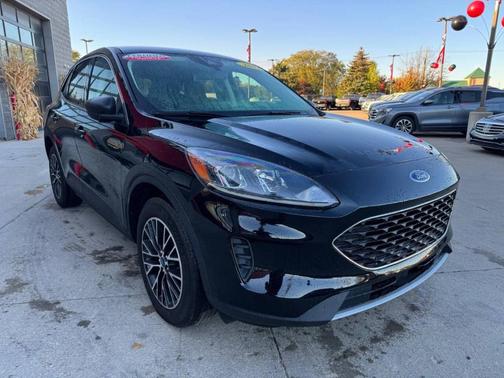 2022 Ford Escape PHEV SE