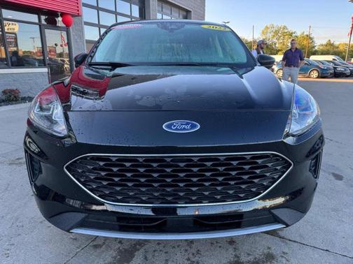 2022 Ford Escape PHEV SE