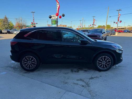 2022 Ford Escape PHEV SE